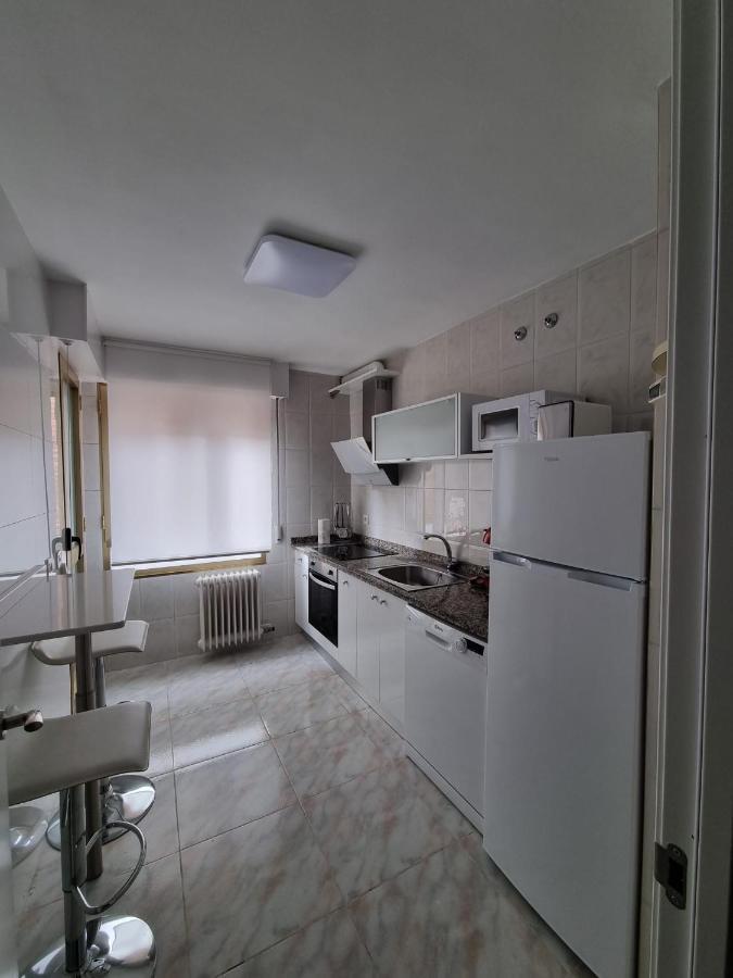 Vivienda Silvia Renfe Apartment Leon Exterior photo